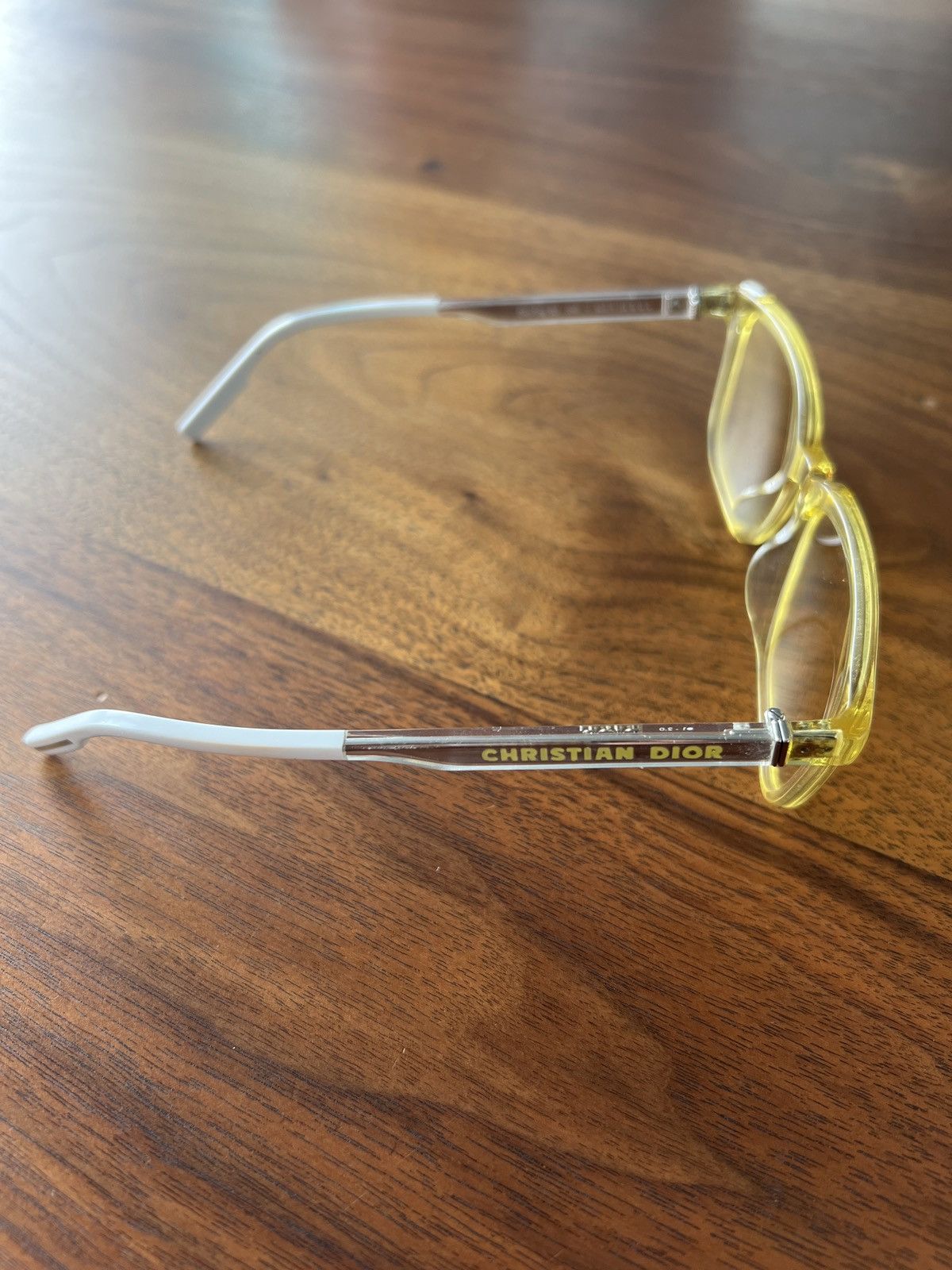 Dior Dior Diortag SU 70H0 yellow white Size ONE SIZE - 3 Thumbnail