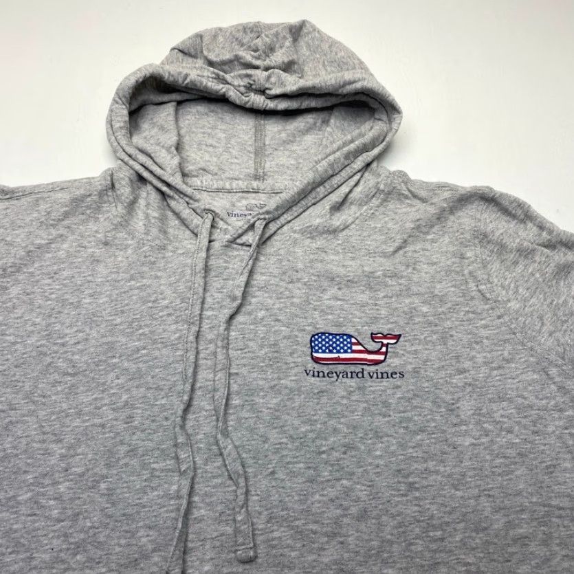 Vineyard Vines Vineyard Vines Hoodie Mens XL Grey Heather Whale Flag Graphic Shirt Size US XL / EU 56 / 4 - 5 Thumbnail
