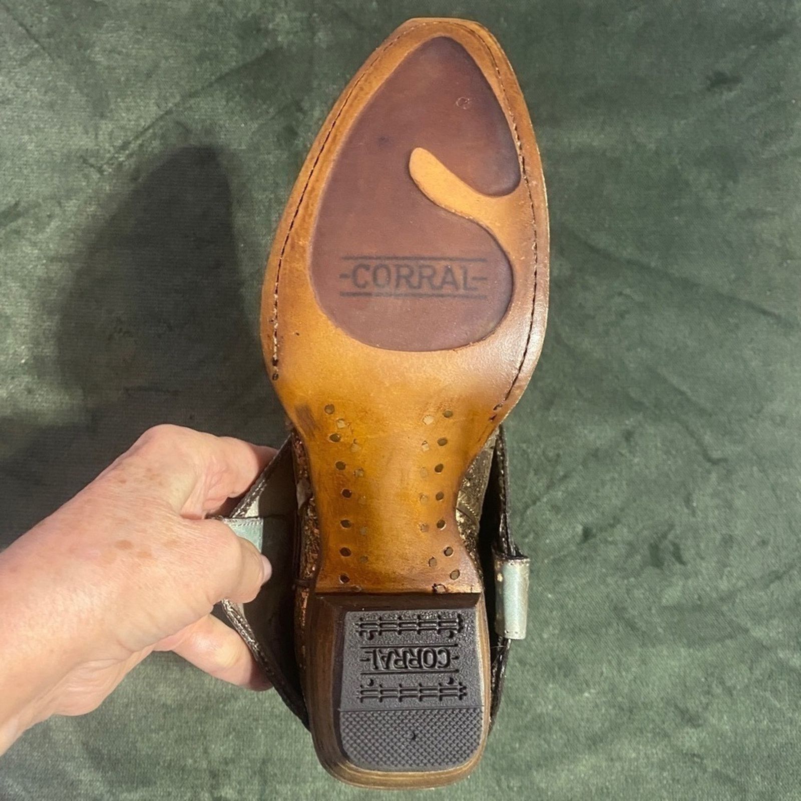 Corral NEW Corral handcrafted leather/sparkles-2 in 1 cowboy boots Size US 6 / IT 36 - 11 Thumbnail