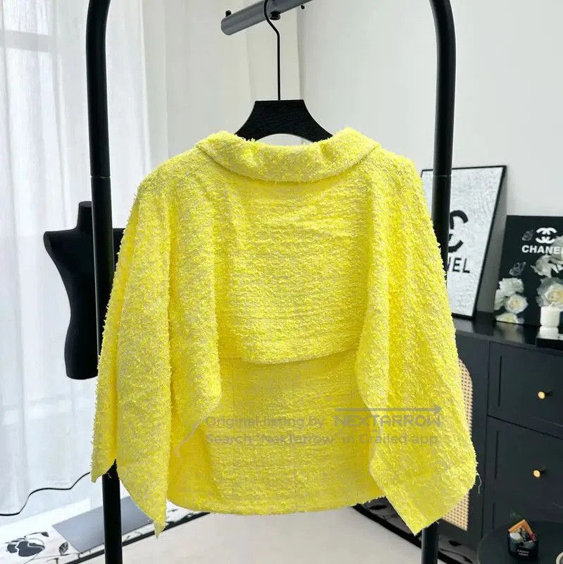 Chanel Chanel Yellow Tweed Short Sleeve Cardigan . Size S / US 4 / IT 40 - 2 Thumbnail