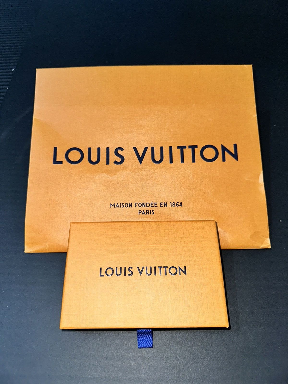 Louis Vuitton louis vuitton coin purse collectible Size ONE SIZE - 4 Thumbnail