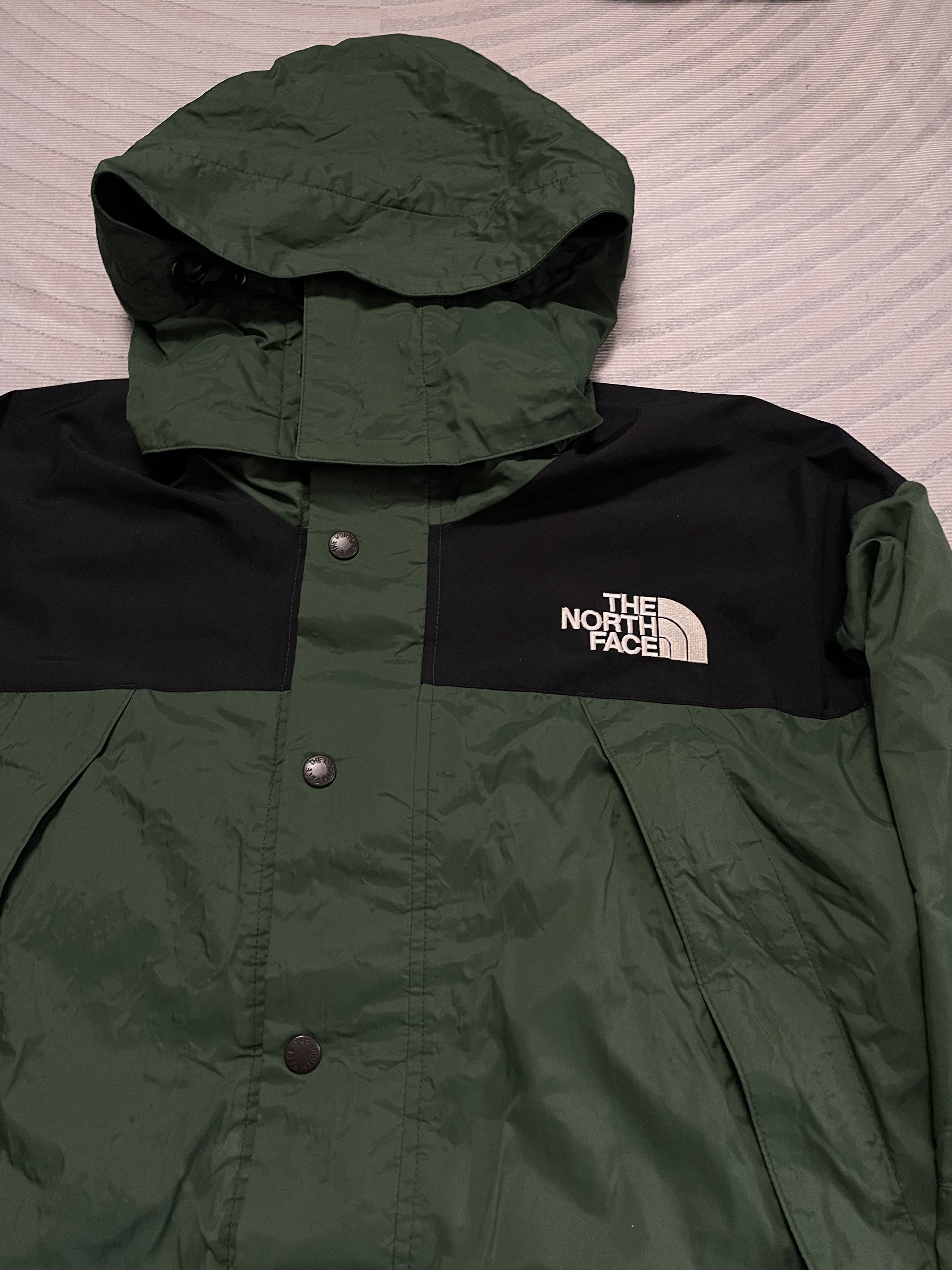 The North Face Vintage The North Face GTX 1990 Rain Jacket Large Size US L / EU 52-54 / 3 - 4 Thumbnail
