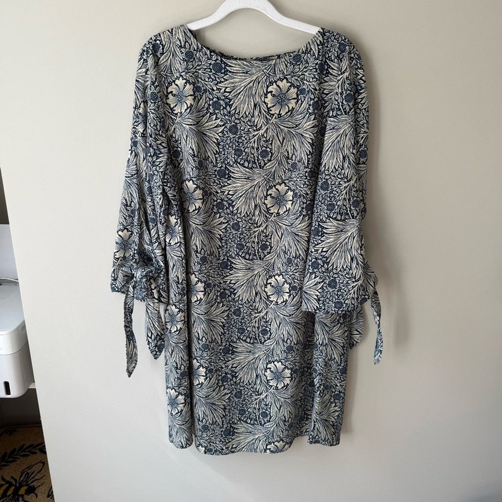 H&M H&M Blue Floral Mini Dress Size XL / US 12-14 / IT 48-50 - 2 Thumbnail