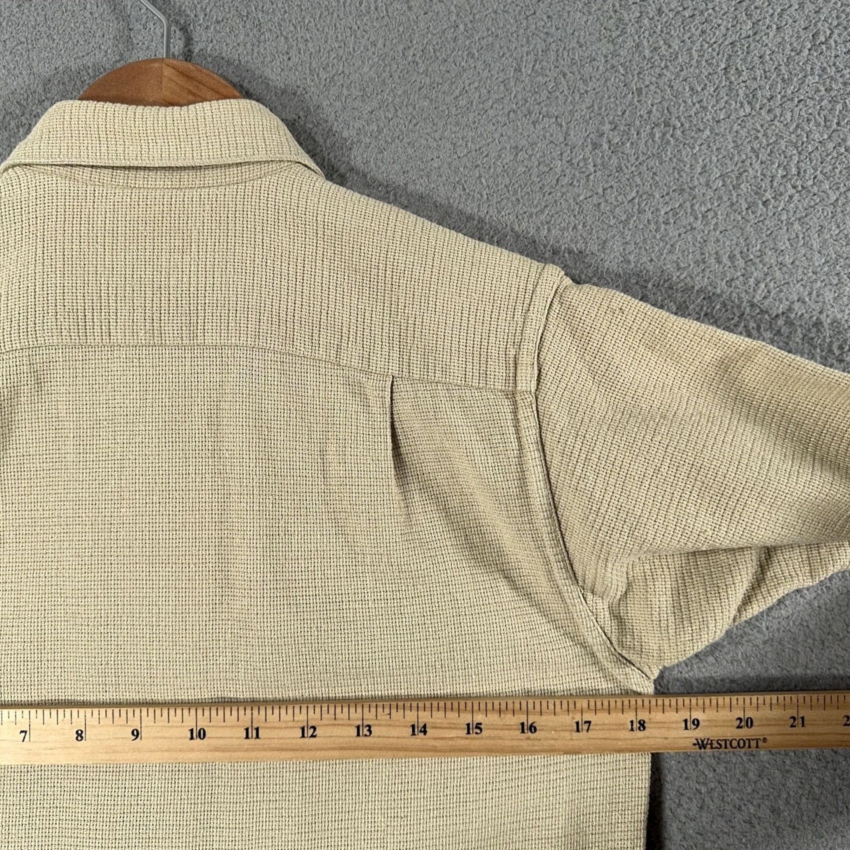 Banana Republic VINTAGE Banana Republic Shirt Mens XS Beige Safari Camp Waffle Cotton 80s Size US XS / EU 42 / 0 - 7 Thumbnail