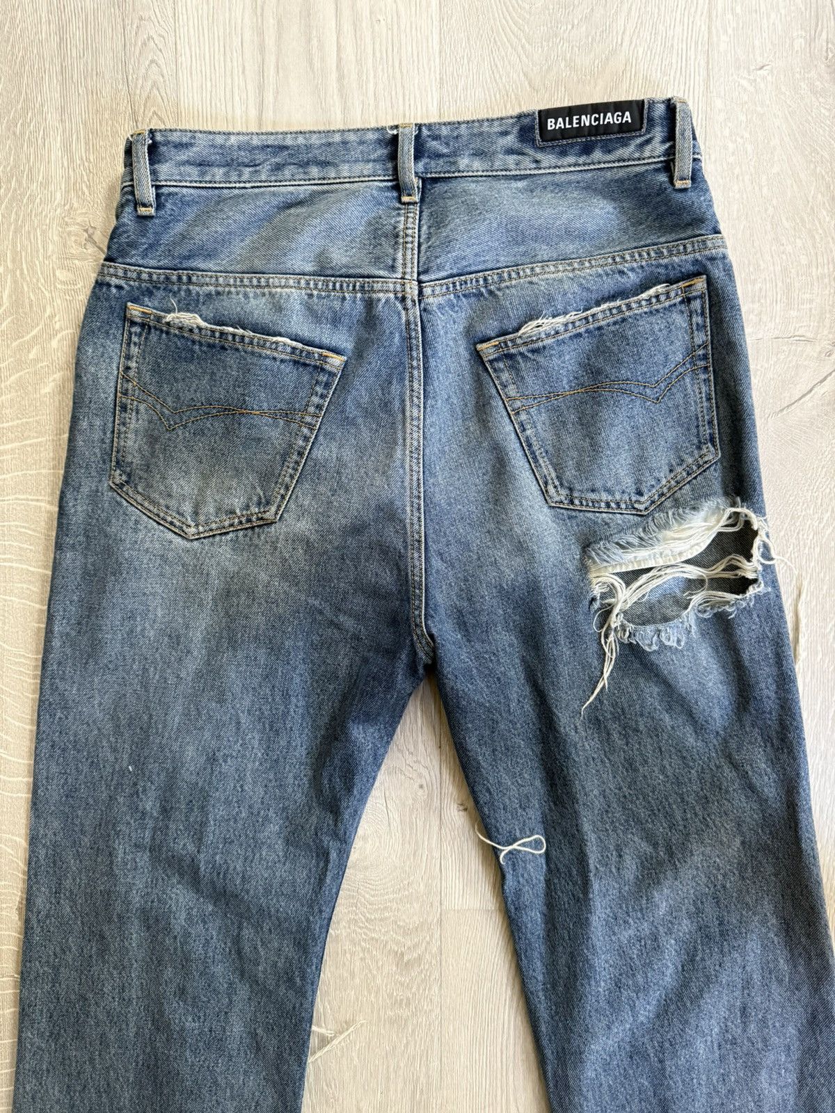 Balenciaga Balenciaga Medium fit denim Size US 30 / EU 46 - 7 Thumbnail