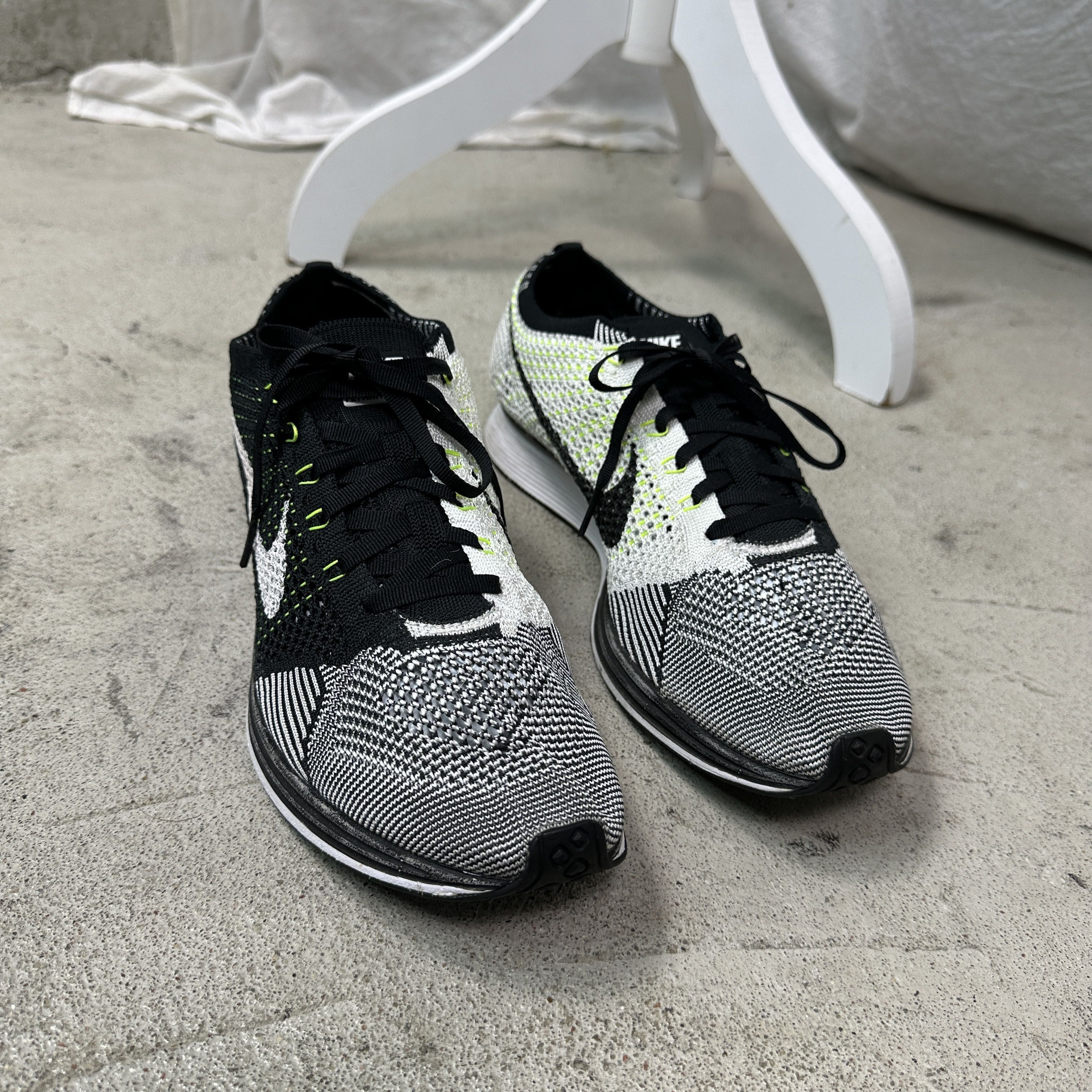 Nike Vintage Sporty Nike Racer Flyknit Orca Volt Sneakers Y2K Size US 11.5 / EU 44-45 - 4 Thumbnail