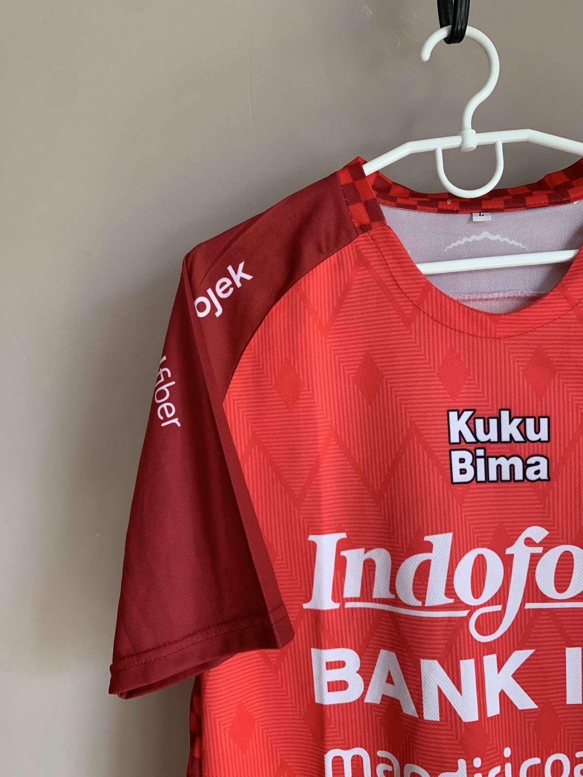 Other Bali United Home Football Shirt Soccer Jersey Size L Size US L / EU 52-54 / 3 - 3 Thumbnail