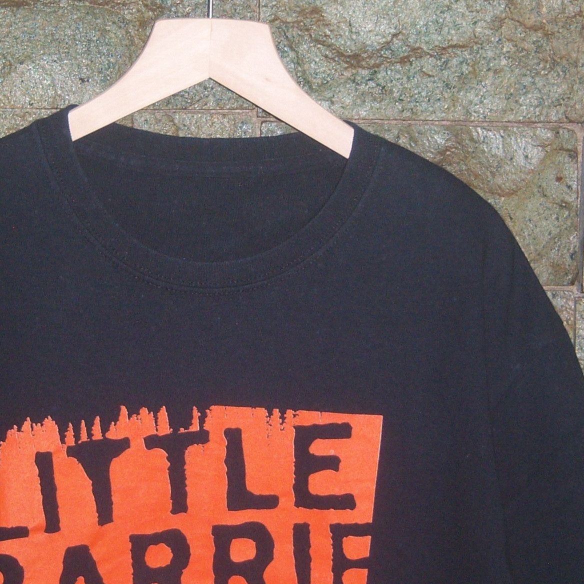 Band Tees 2011 Little Barrie King Of The Waves Tour Size US L / EU 52-54 / 3 - 5 Thumbnail