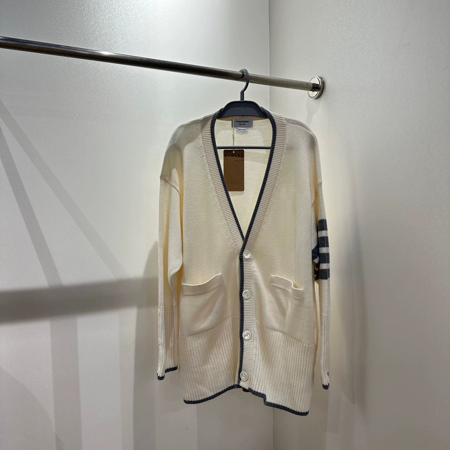 Thom Browne Thom Browne Brown T-Shirt M Women Size M / US 6-8 / IT 42-44 - 1 Thumbnail
