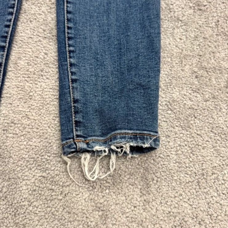Good American Good American Jeans Blue Denim Button Fly High Rise Skinny 2/26 5-Pocket Stretch Women's Regular Inseam 28 in Waist 24 in Medium Wash City Streetwear Size 26" / US 2 / IT 38 - 3 Thumbnail