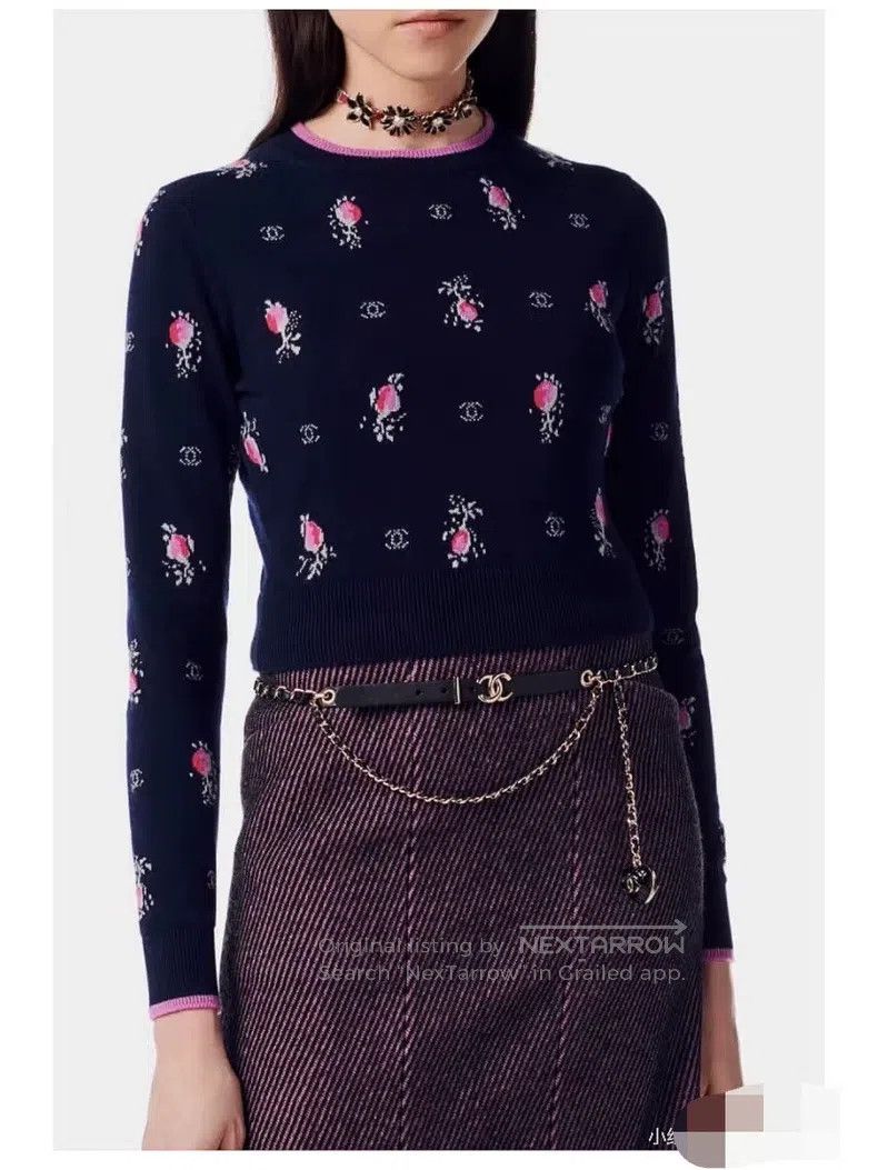 Chanel Chanel 22K autumn and winter pink small flower blue cashme Size XXS / US 00 / IT 34 - 2 Thumbnail