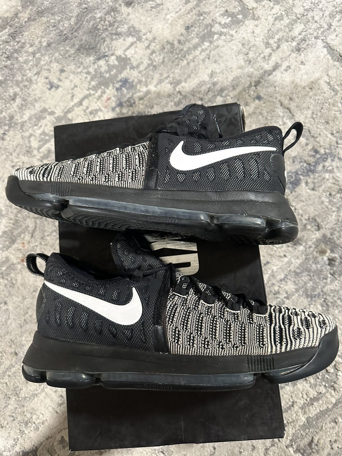 Nike KD 9 Size US 11.5 / EU 44-45 - 2 Thumbnail