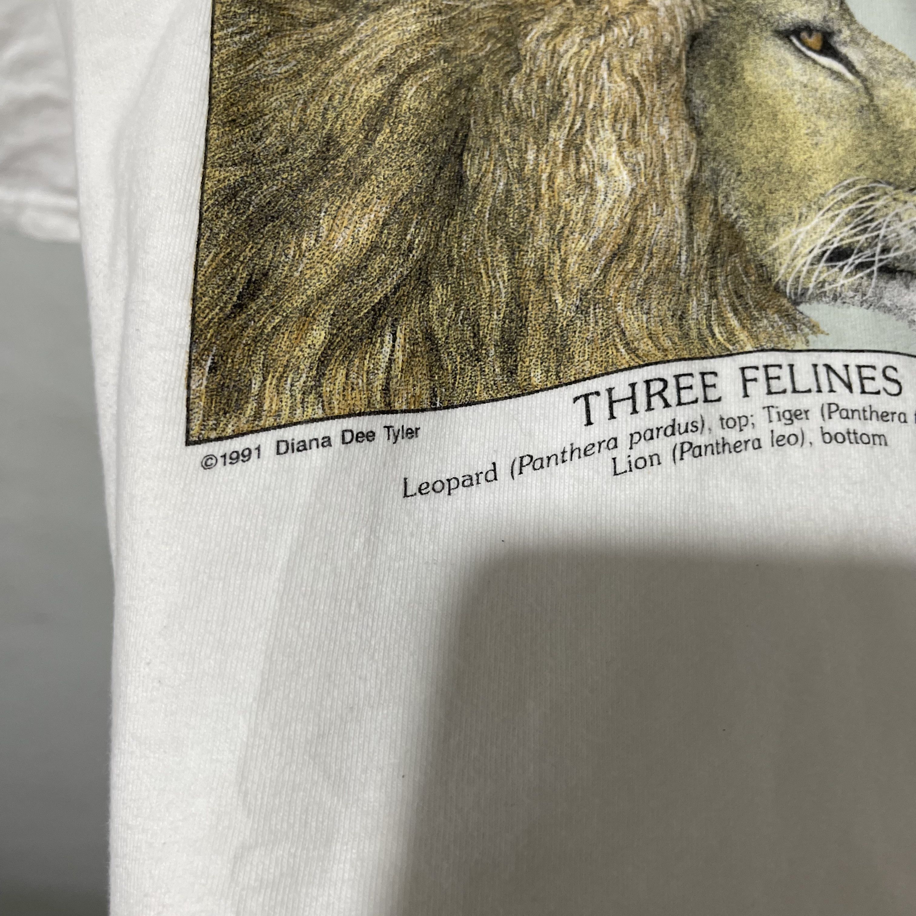 Vintage Vintage 1991 Diana Dee Tyler Three Felines T-Shirt Size US XL / EU 56 / 4 - 3 Thumbnail