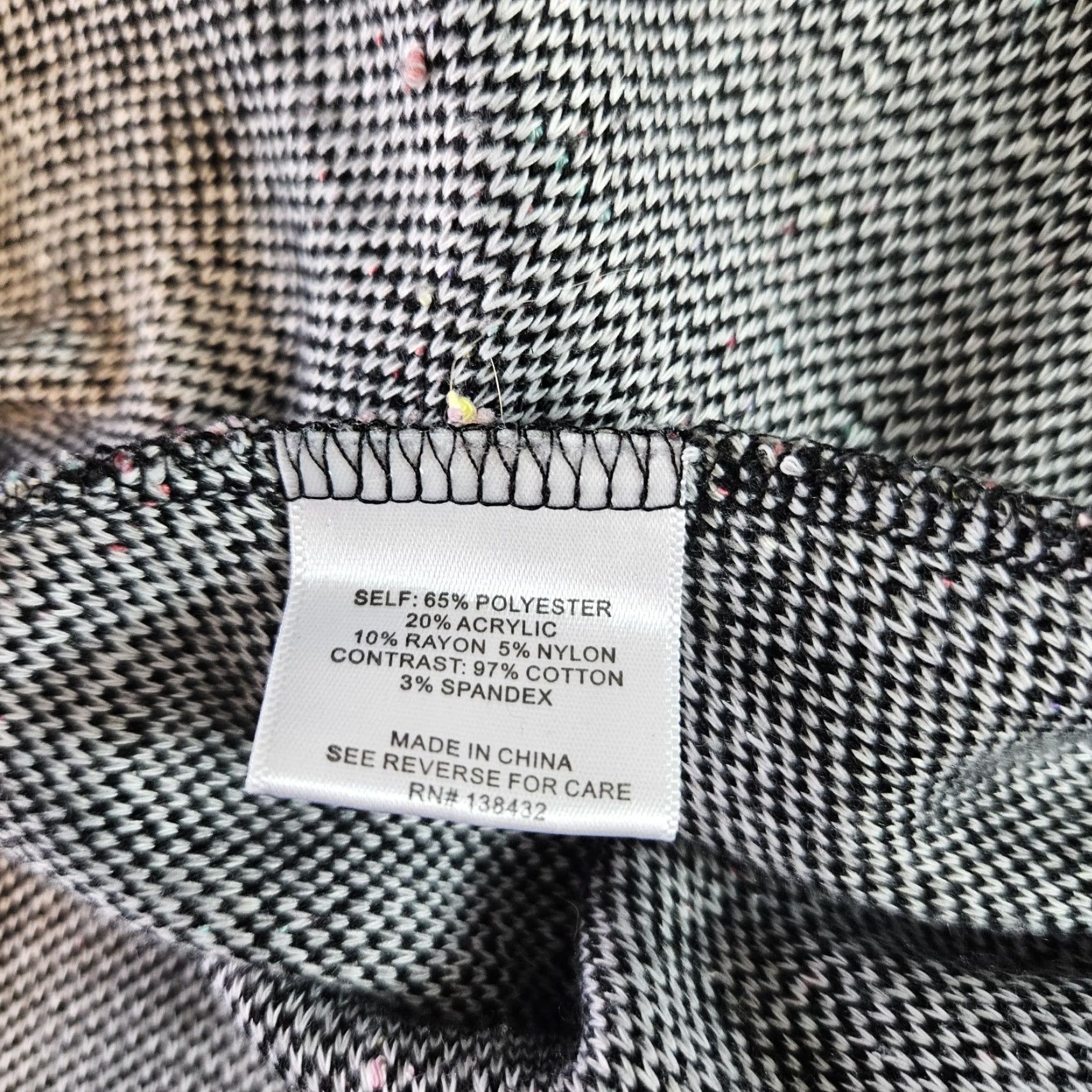 Vintage VINTAGE? No. ModCloth Womens Tweed Dress Sz Small Black Pink Sleeveless Size S / US 4 / IT 40 - 4 Thumbnail