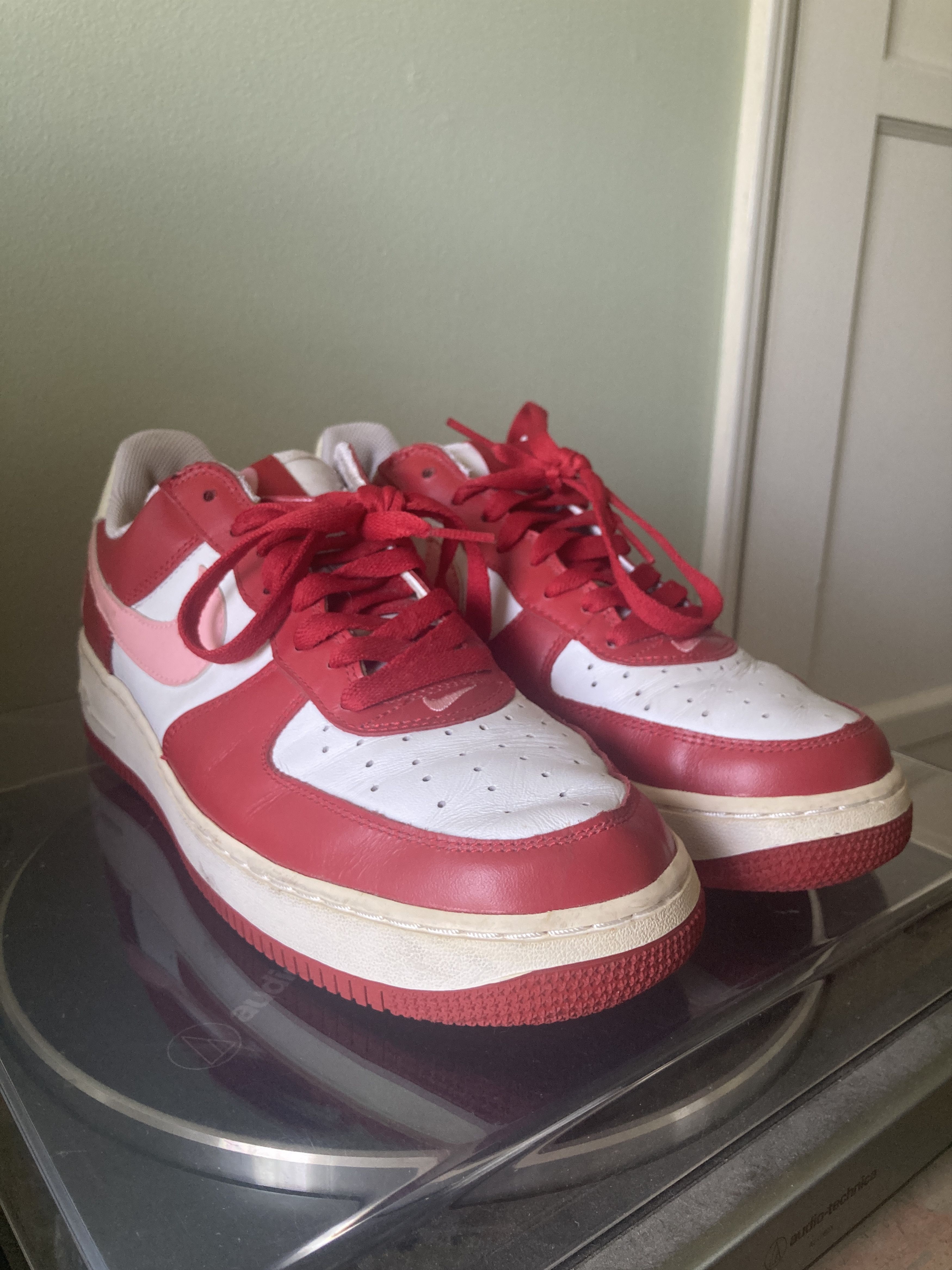 Nike Early 2000s Valentine’s Day Nike Dunk Lows Size US 10 / EU 43 - 1 Thumbnail