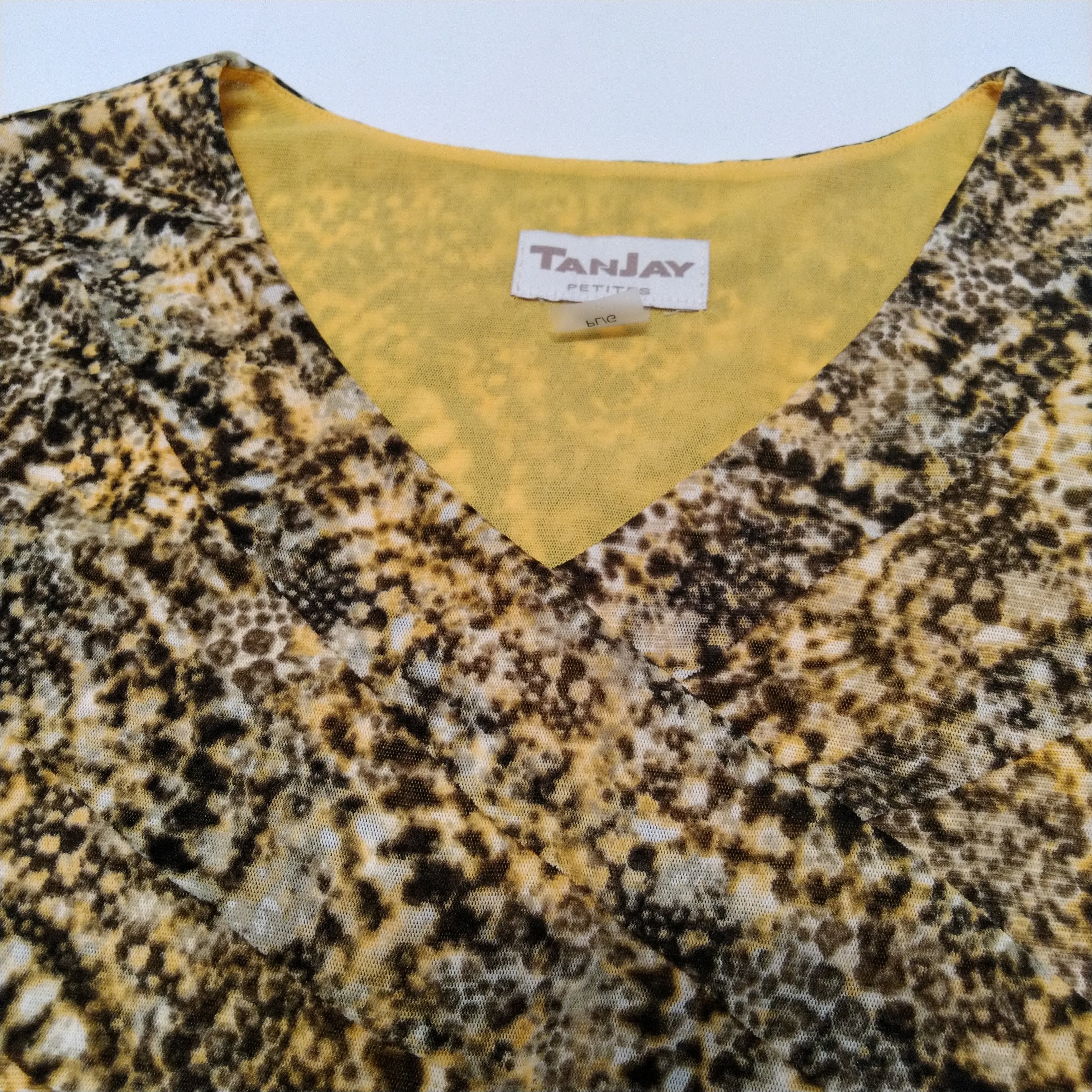 Vintage Tanjay Petites PL Short Sleeve V Neck Summer Top Blouse Size M / US 6-8 / IT 42-44 - 3 Thumbnail