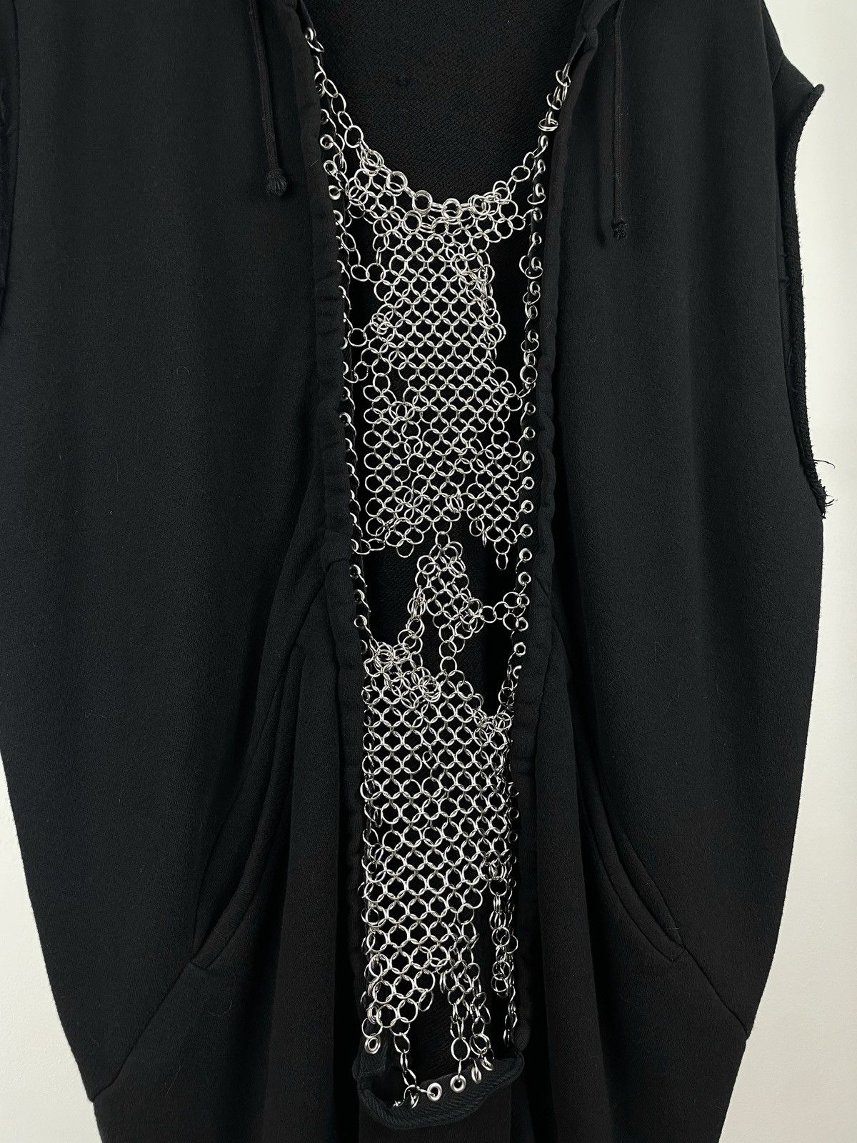 PHENOMENON SS2010 Destroyed Chainmail Sleeveless Hoodie Size US XXL / EU 58 / 5 - 3 Thumbnail