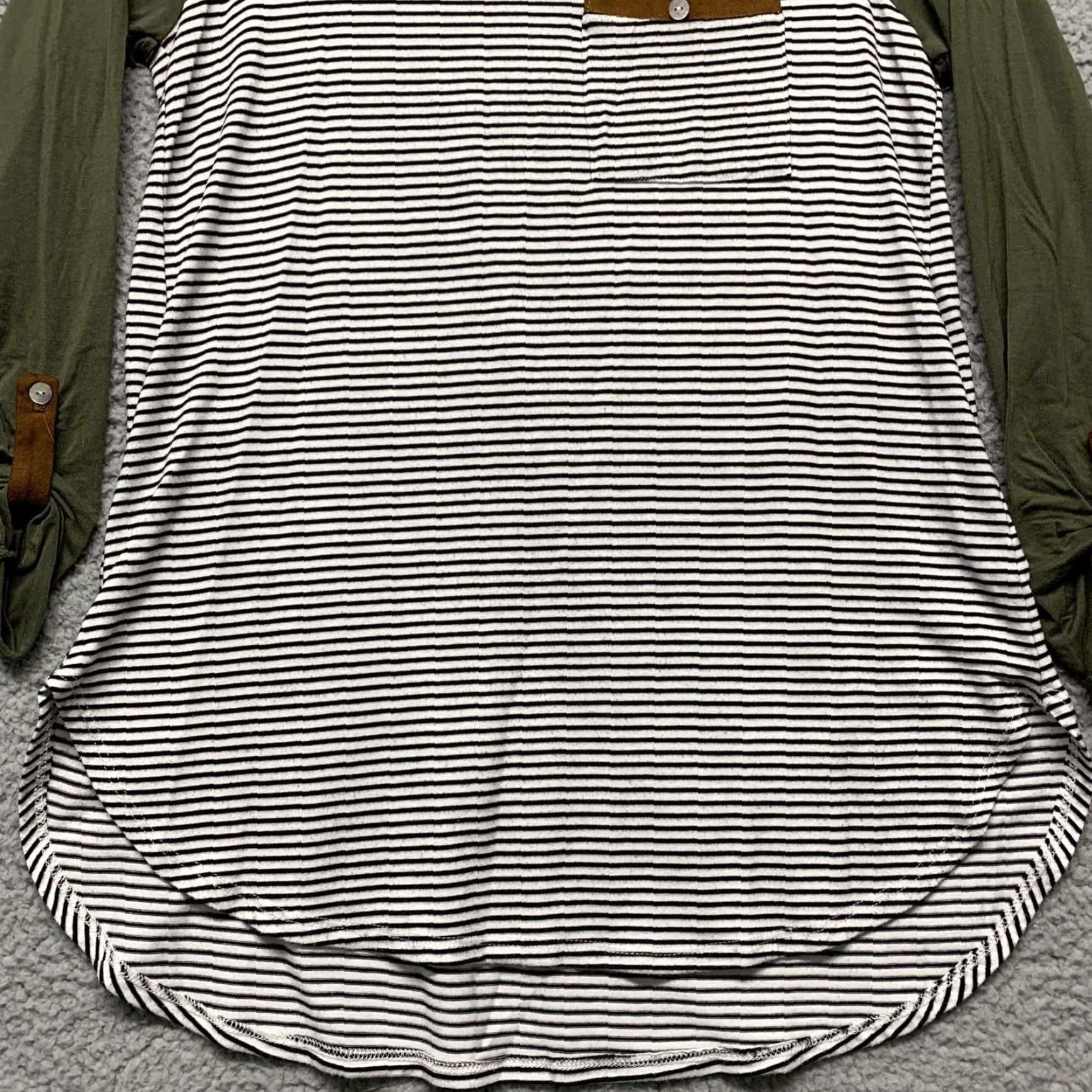 Vintage Pink Clover 3/4 Sleeve Pullover Womens Solid Green w/White & Black Stripes XS Shirt Size XS / US 0-2 / IT 36-38 - 3 Thumbnail