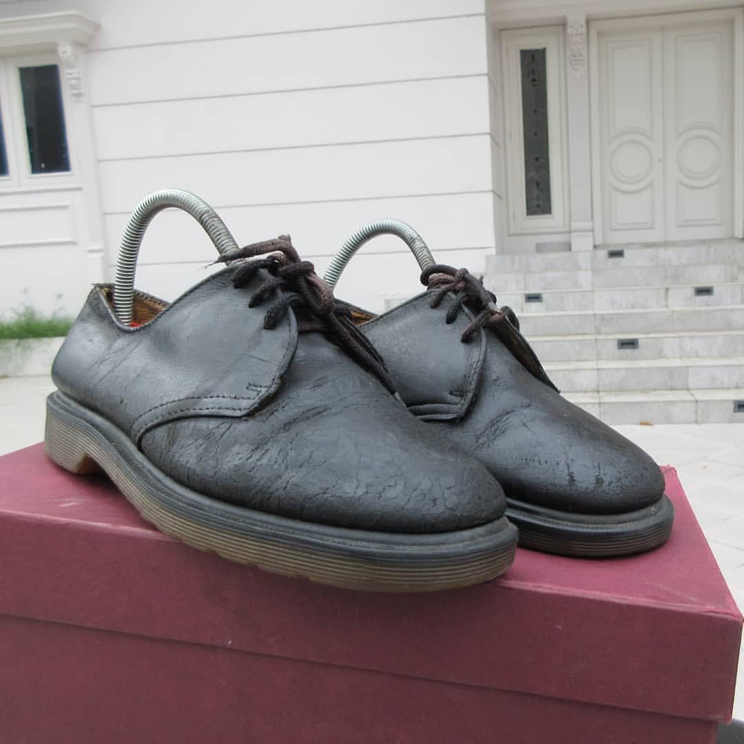 Dr. Martens × Other UK × Vintage Vintage Dr Martens pw vintage Classic black leather 1461 3 Size US 7 / EU 40 - 3 Thumbnail