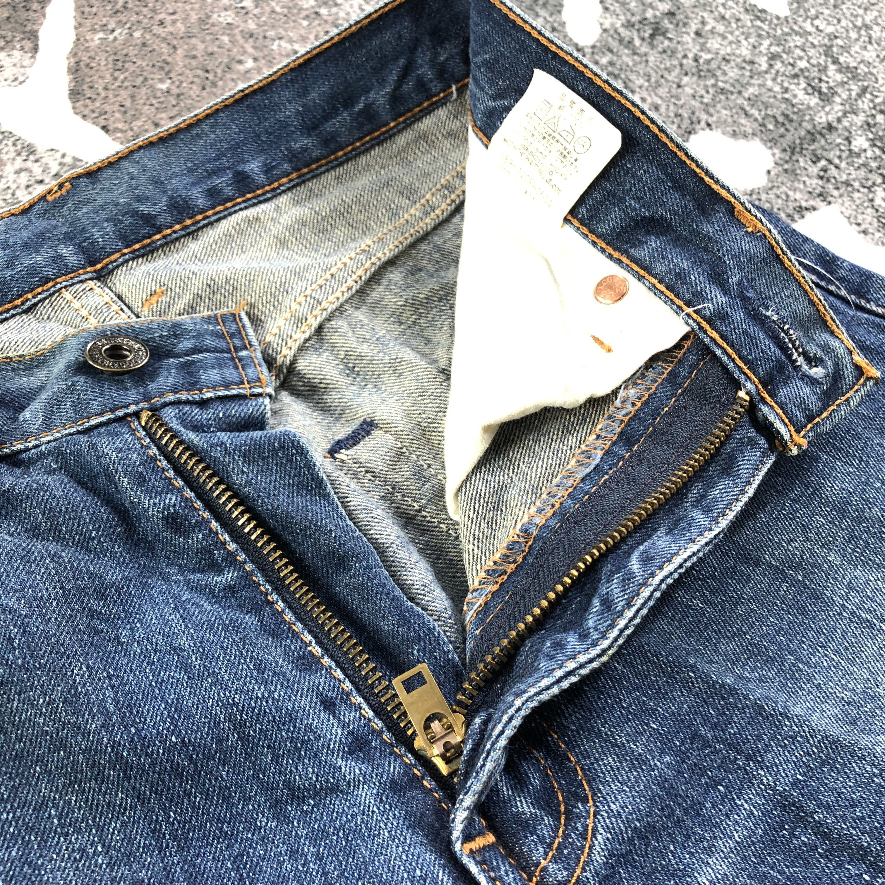 Levi's Vintage Levis 502 Jeans Blue Wash Denim KJ1524 Size 26" / US 2 / IT 38 - 7 Thumbnail
