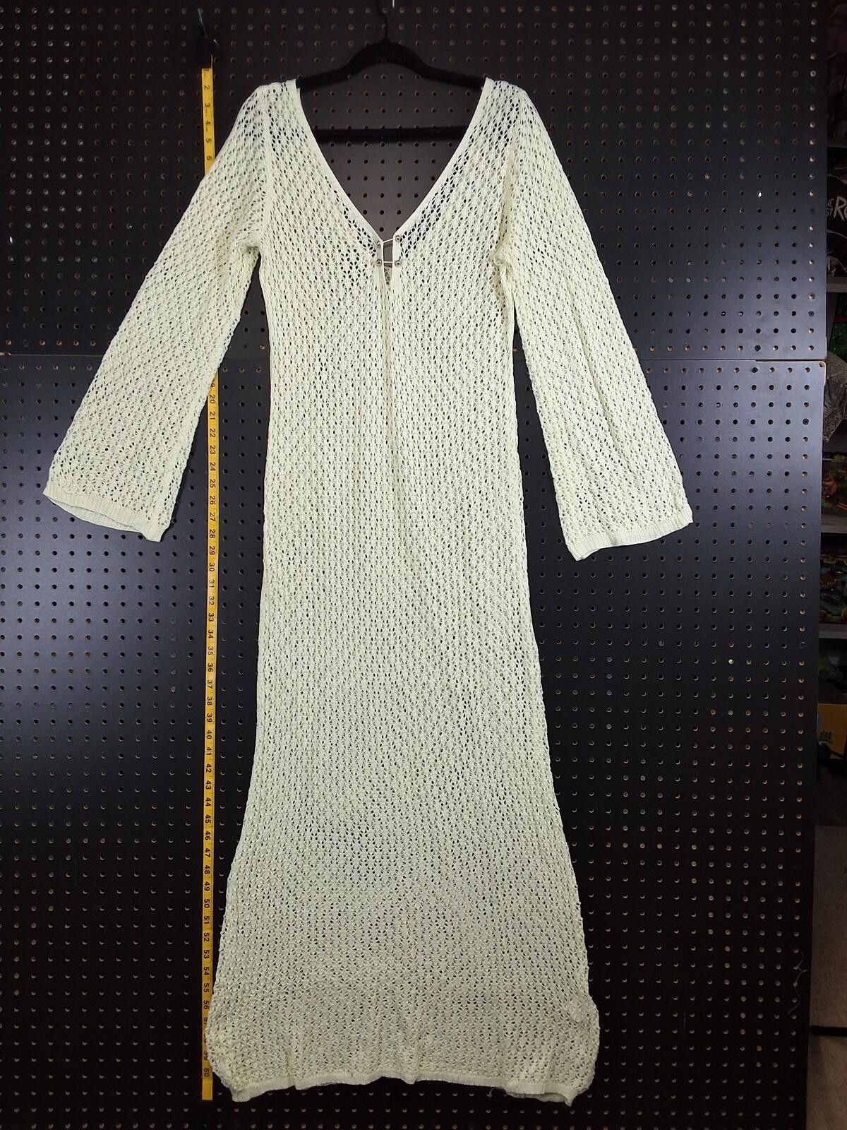 The Unbranded Brand Cream Crochet Knit Maxi Dress - Boho Chic Vibes XL Size XL / US 12-14 / IT 48-50 - 1 Thumbnail