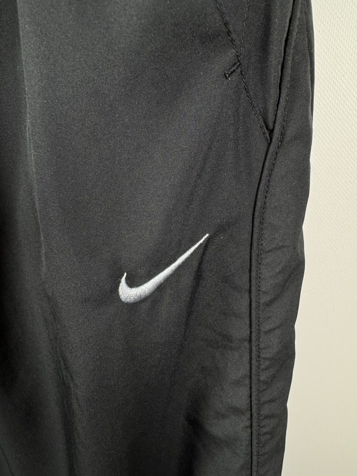 Nike Nike tracksuit bottoms, wide unisex XXL with no cuff. Size US 40 / EU 56 - 4 Thumbnail