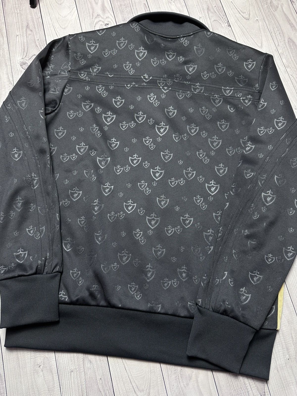 Vintage Vintage adidas Liverpool soccer track jacket monogram logo Size US L / EU 52-54 / 3 - 9 Thumbnail