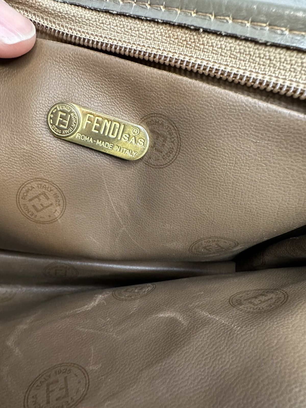 Fendi Women's Fendi clutch bag Size ONE SIZE - 5 Thumbnail