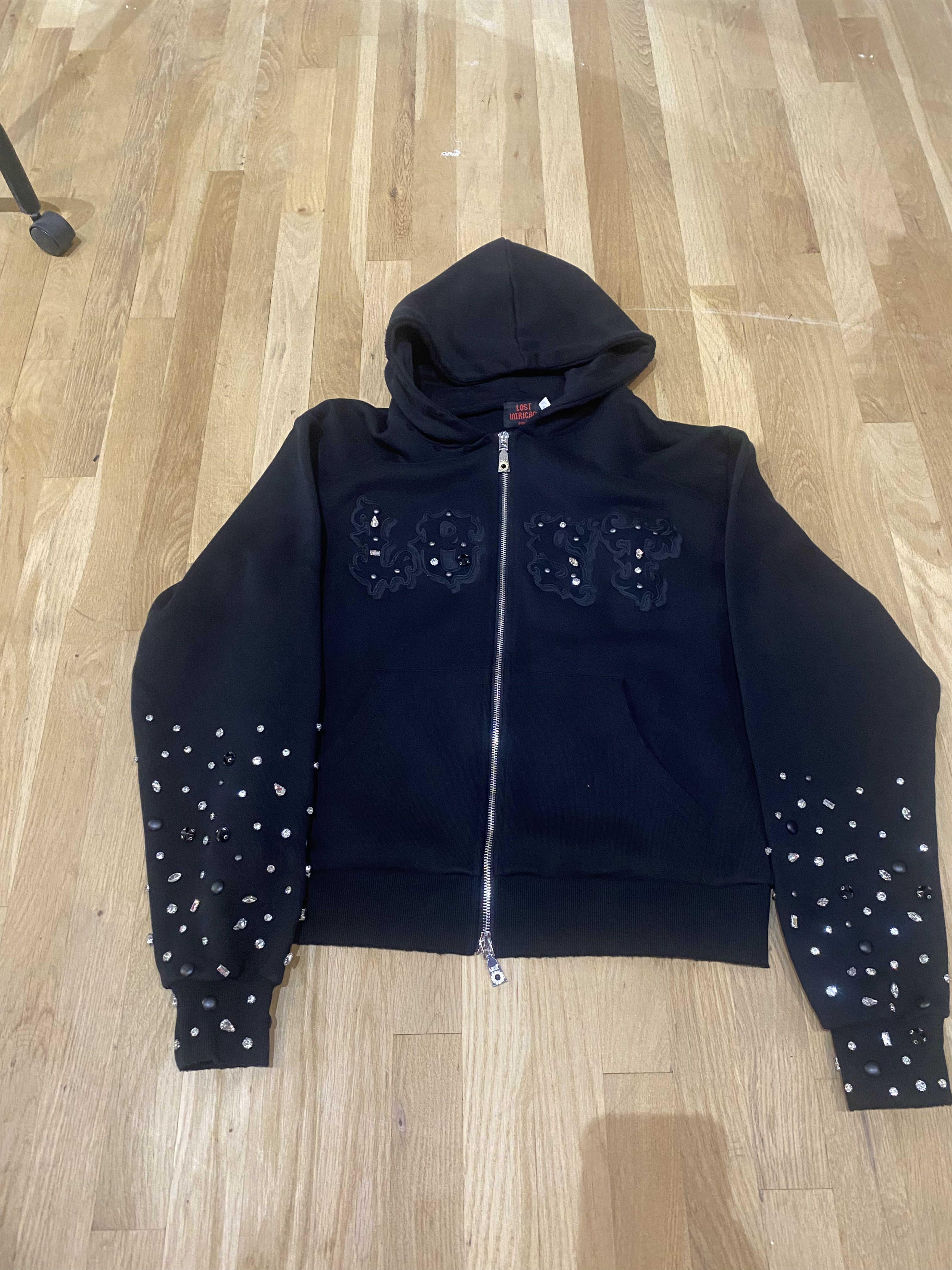 LOST INTRICACY LOST INTRICACY BLACKOUT PATCH ZIP-UP Size US S / EU 44-46 / 1 - 1 Thumbnail