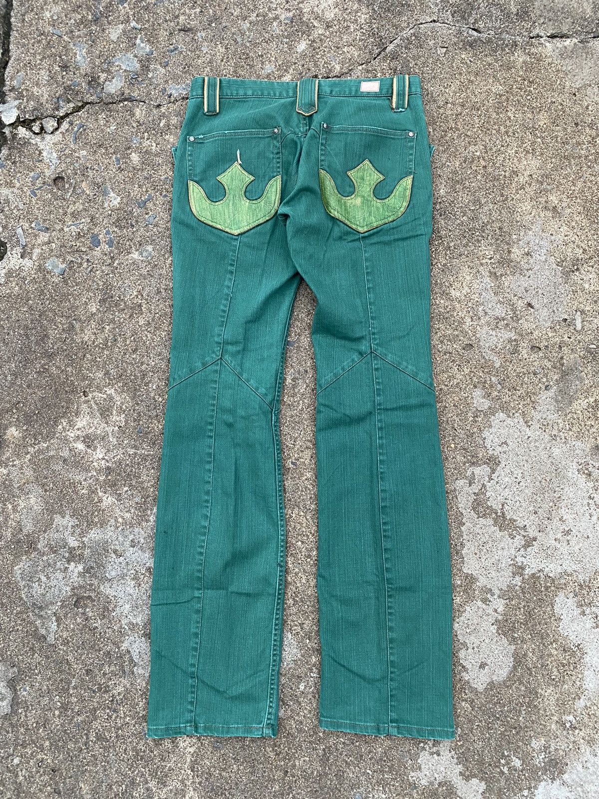 image of Beauty Beast x Hysteric Glamour Bindingofferncfm Skinny Tribal Pocket Jeans Flared in Green (Size 3