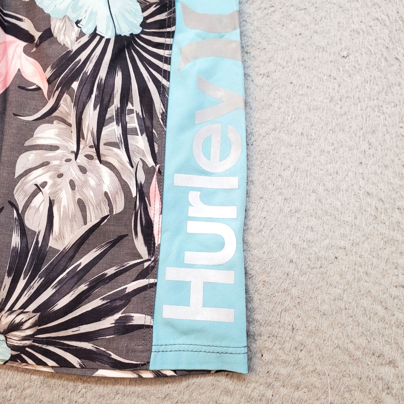 Hurley Hurley Mens Bottom 28 Multicolor Floral Regular Drawstring Board Shorts Size US 28 / EU 44 - 7 Thumbnail