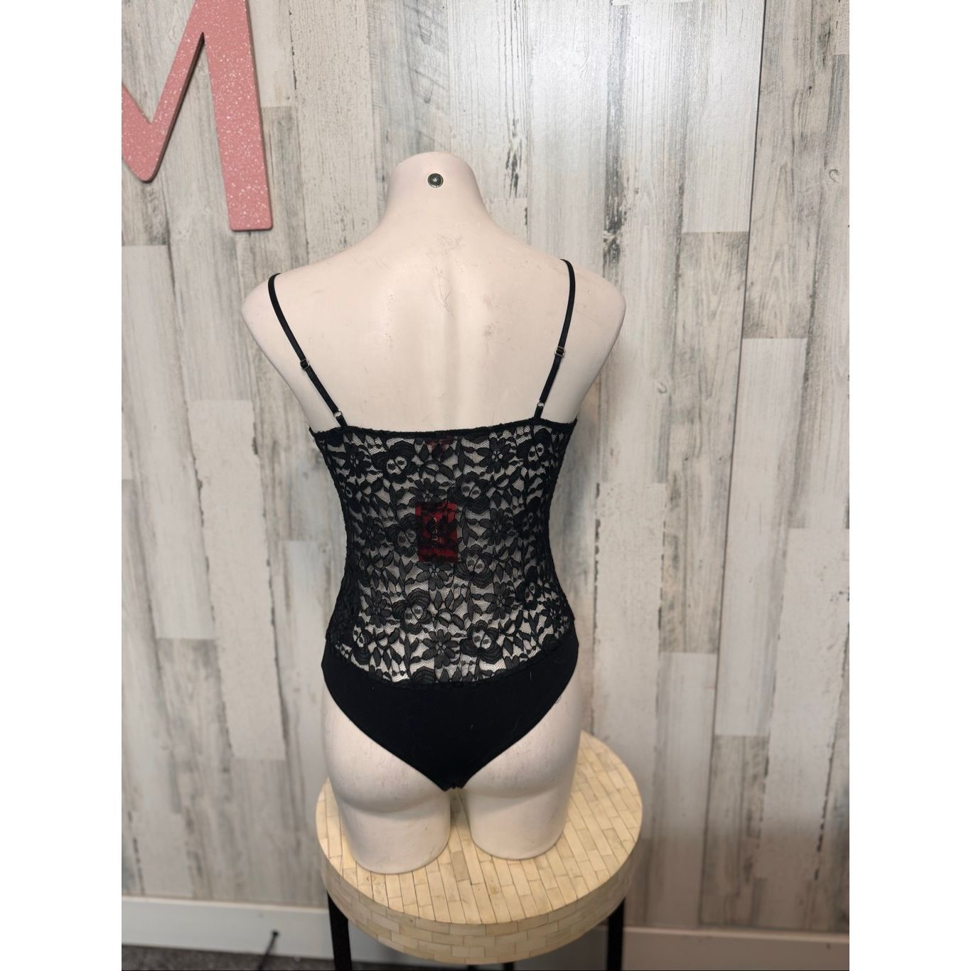 Guess GUESS Black Lace Bodysuit Women’s Size M Spaghetti Strap Floral Lace Top NWT Size M / US 6-8 / IT 42-44 - 3 Thumbnail