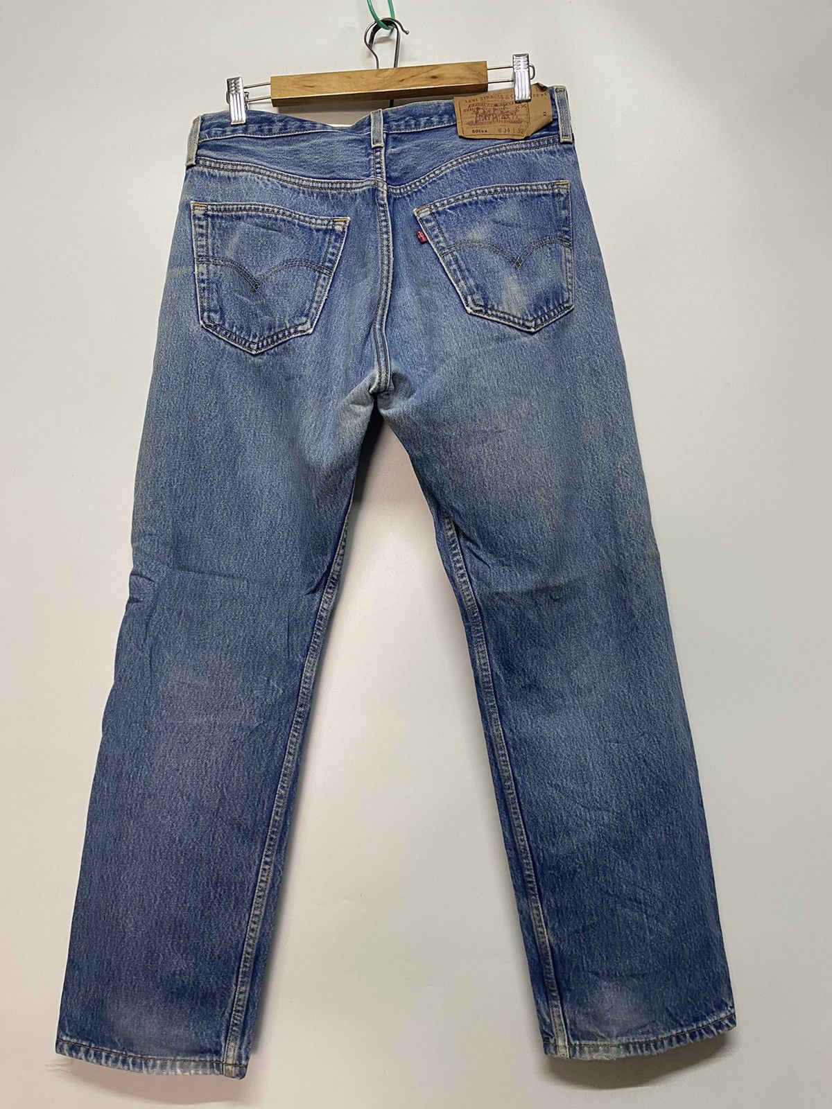 Levi's × Levi's Vintage Clothing Vintage Levi’s 501xx Jeans Men’s 34x32 Button Fly Denim Size US 34 / EU 50 - 2 Thumbnail