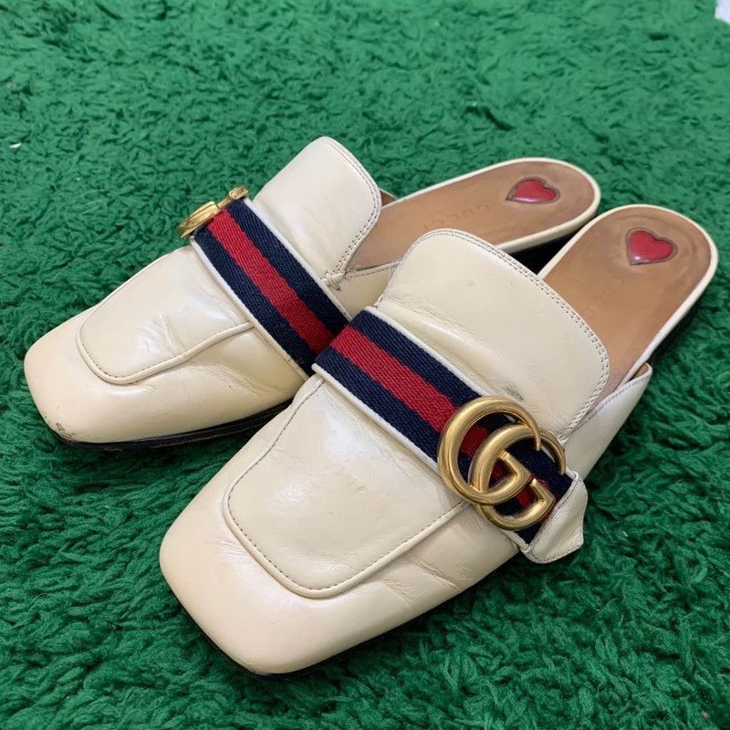 Gucci Gucci Leather Fashion Slip-Ons for Women 0079 Size US 6 / IT 36 - 1 Thumbnail