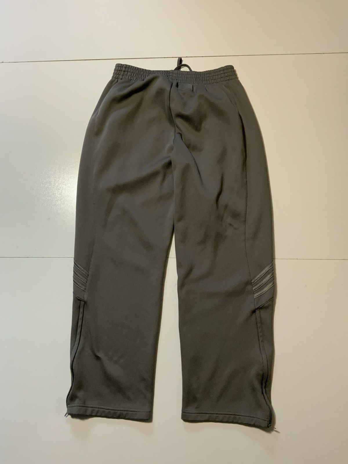 Adidas Adidas Climawarm UCLA Bruins Team Issue Track & Field Pants Size US 34 / EU 50 - 2 Thumbnail