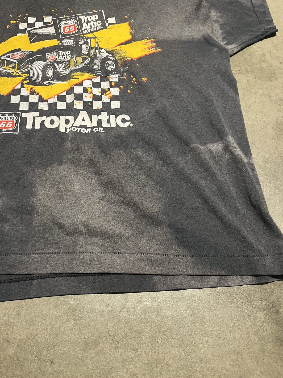 Harley Davidson × NASCAR × Vintage Vintage Phillips 66 motor oil trop artic racing shirt Size US L / EU 52-54 / 3 - 3 Thumbnail