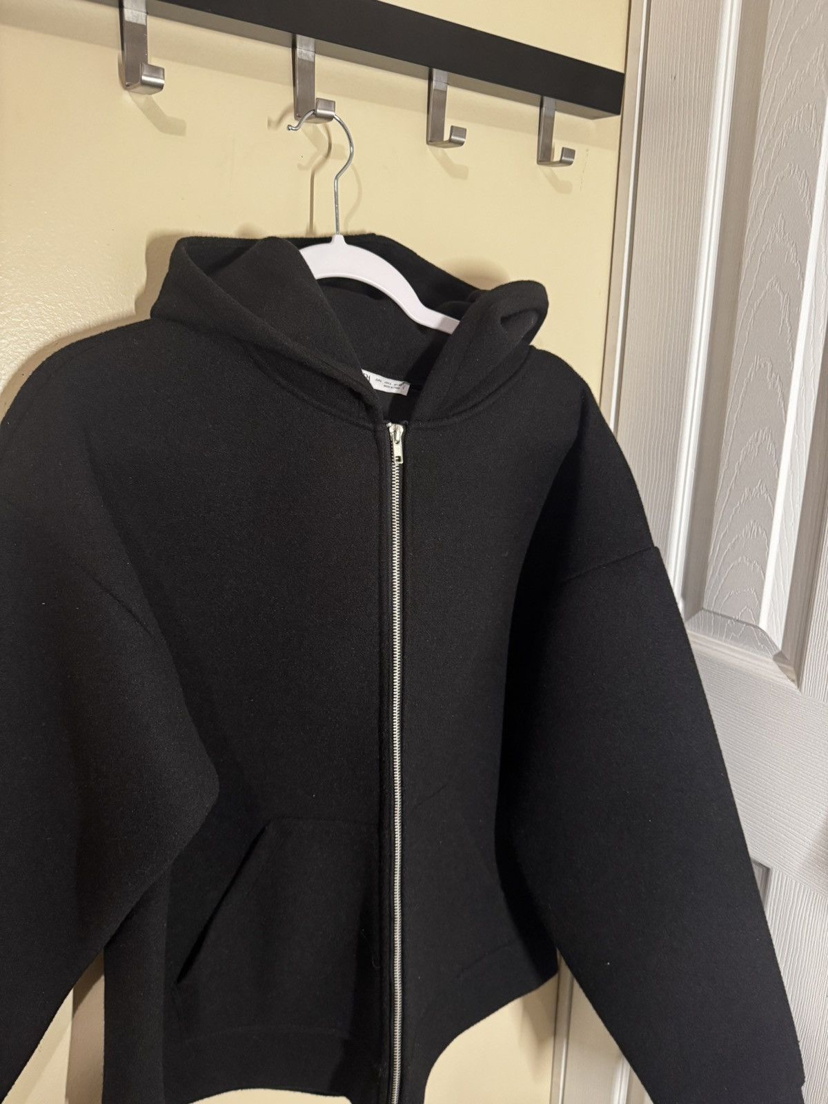 Zara Zara boxy fit zip-up hoodie | Grailed