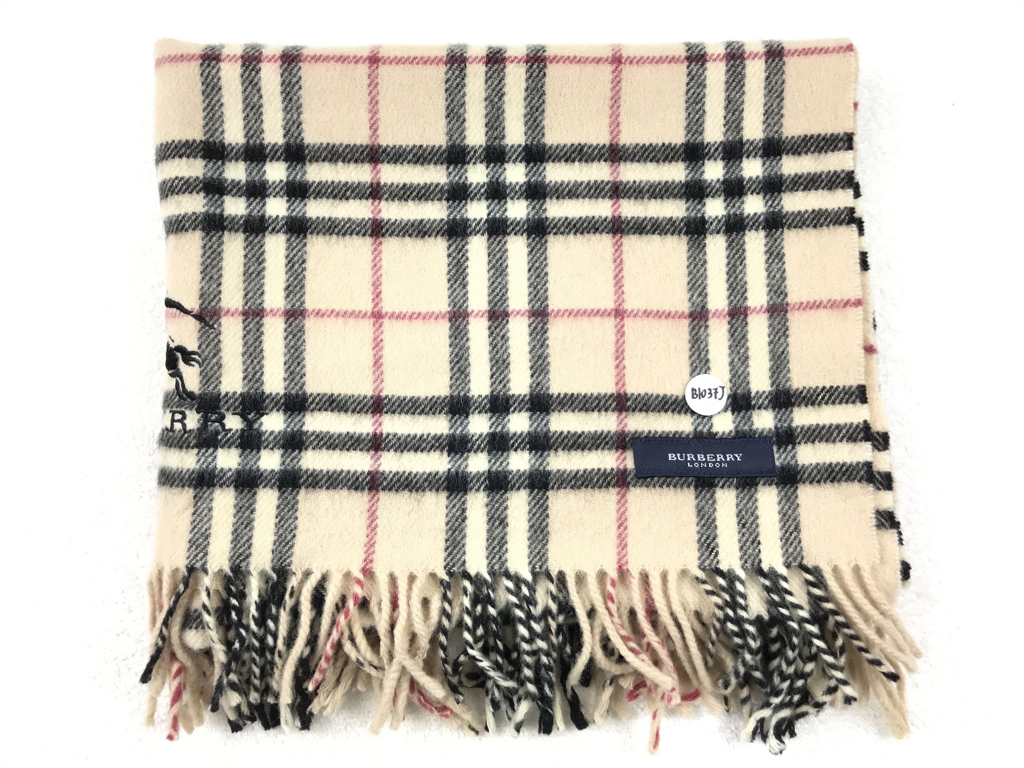 Burberry Vintage Burberry Scarf Muffler Wool Cashmere Novacheck Size ONE SIZE - 1 Thumbnail