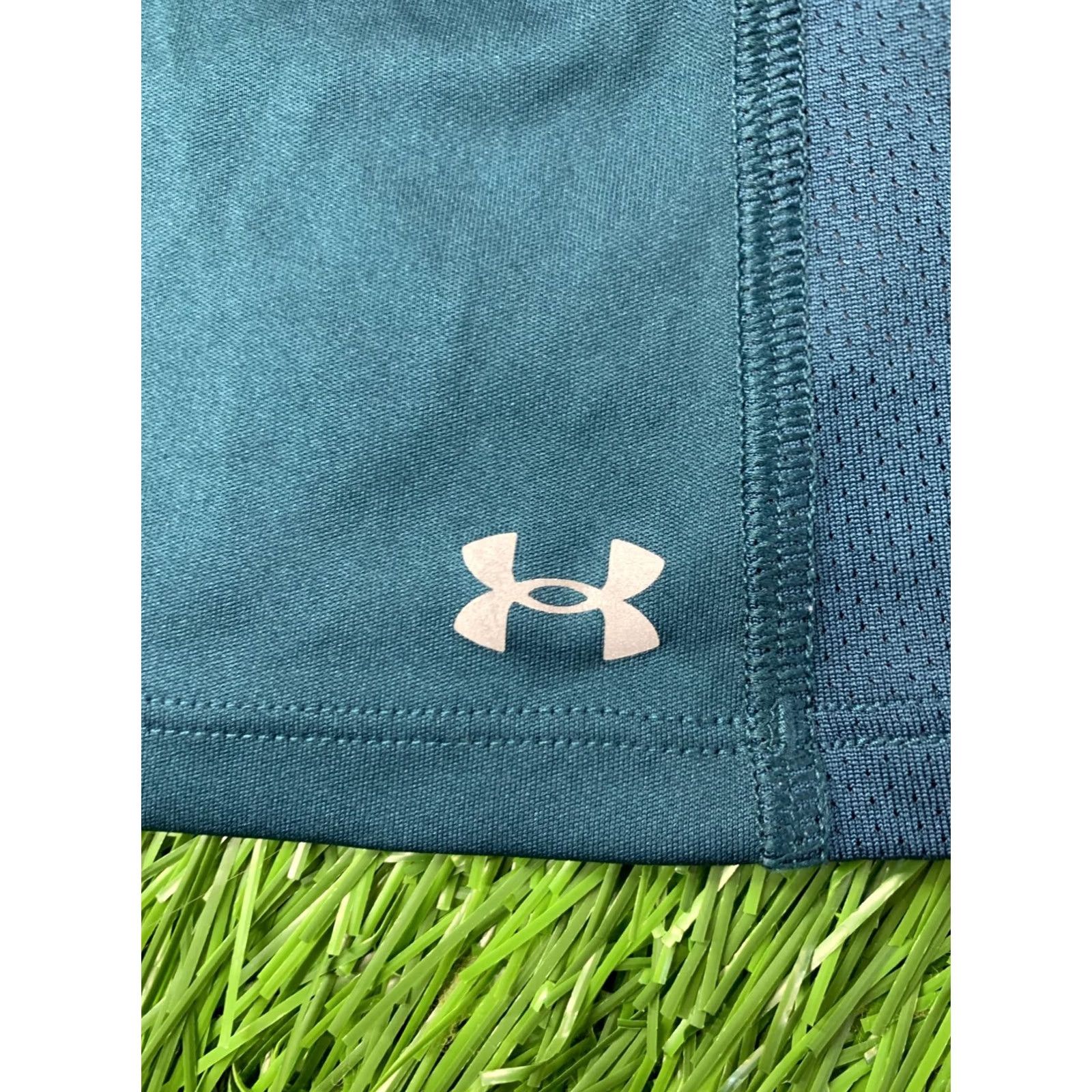 Under Armour UNDER ARMOUR HEATGEAR Vest SHIRT Training XS Women Green 2021 Jersey Size XS / US 0-2 / IT 36-38 - 4 Thumbnail