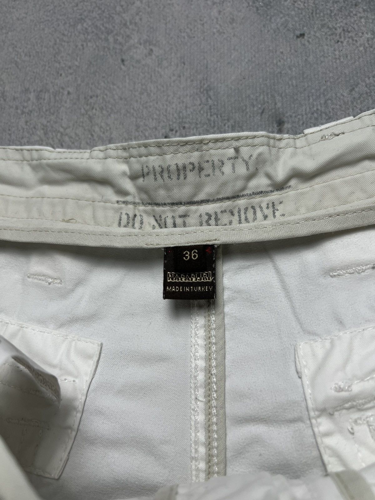 Napapijri Vintage Napapijri Cargo Shorts Distressed Y2K Rare 00s Size US 36 / EU 52 - 9 Thumbnail