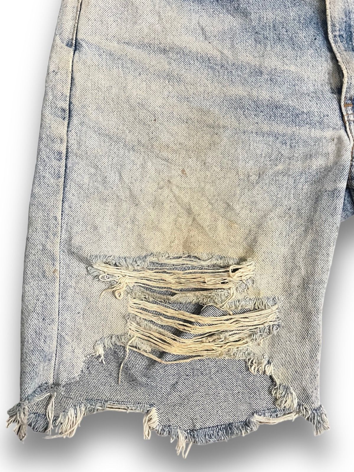 LVC × Levi's × Levi's Vintage Clothing Vintage Levi’s 90’s 505 Distressed Denim Size US 32 / EU 48 - 3 Thumbnail