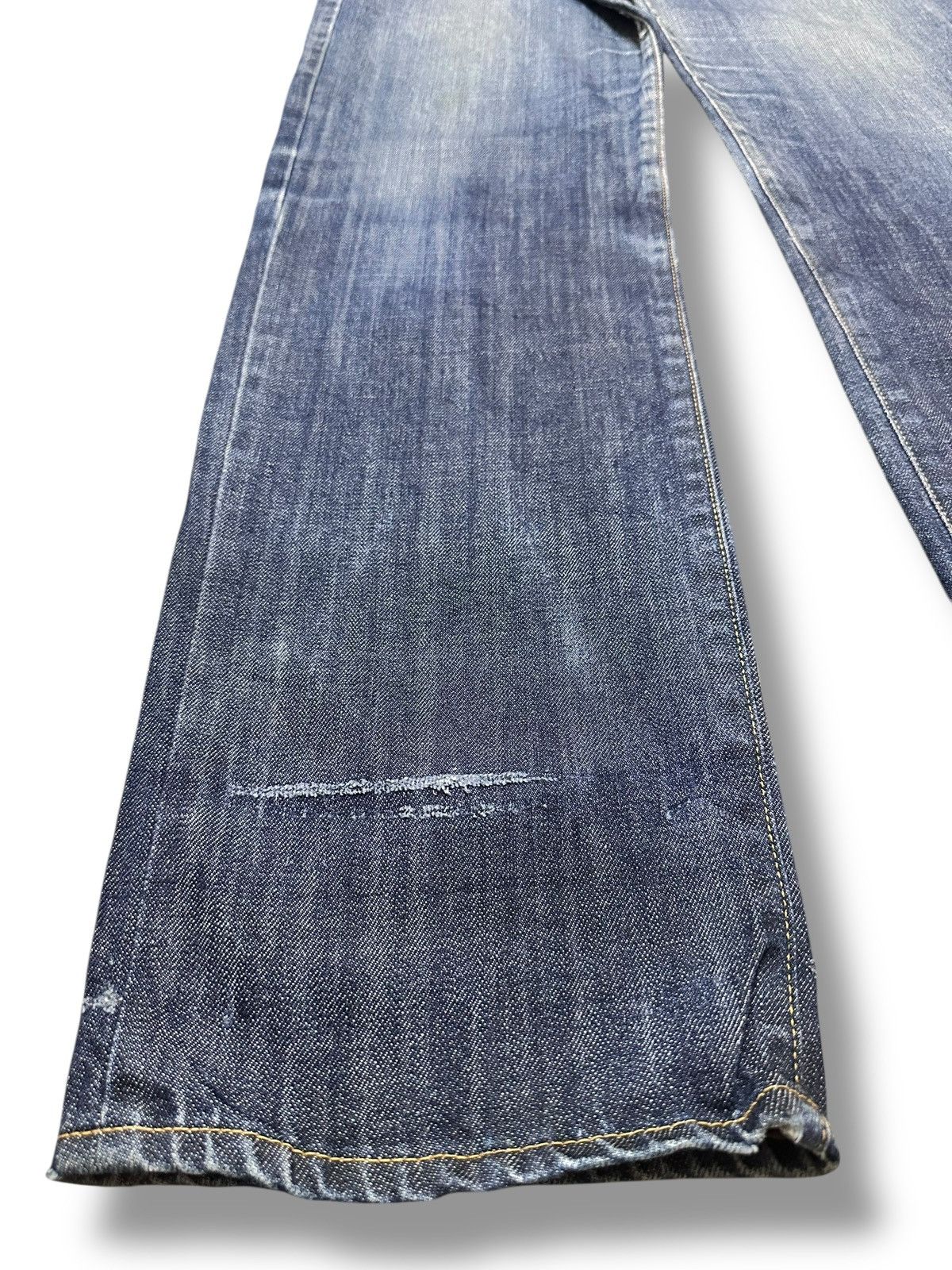Japanese Brand Vintage Uniqlo Distressed Baggy Loose Style Jeans With Faded Size US 32 / EU 48 - 9 Thumbnail