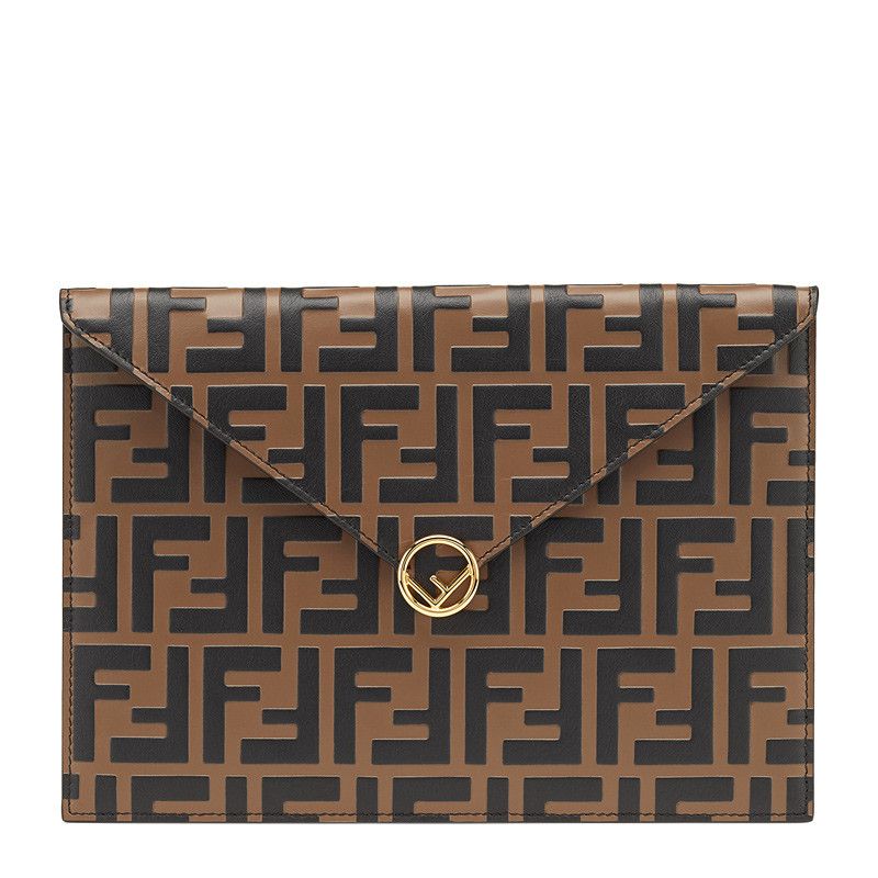 o1s1wg111125 Size: OS/ Flat Pouch in Brown