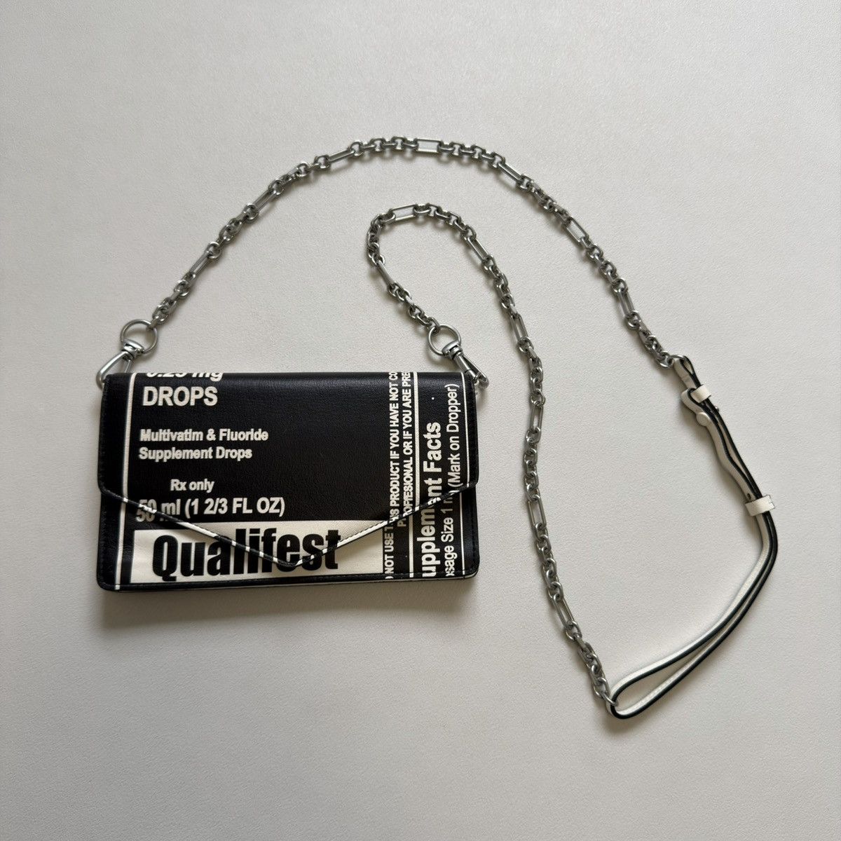 Maison Margiela A/W 18 ‘Vitamin Supplements’ Print Mini Hand Bag Size ONE SIZE - 4 Thumbnail