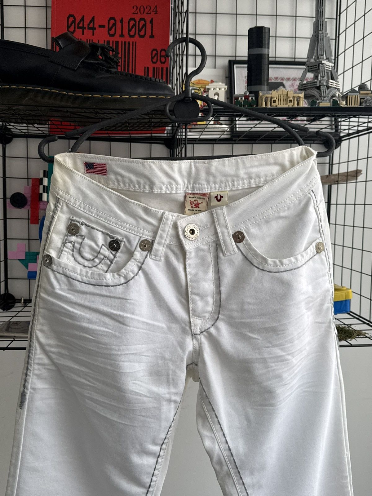 True Religion Vintage True Religion White Denim Grey Stitching Pants USA Size US 31 - 3 Thumbnail