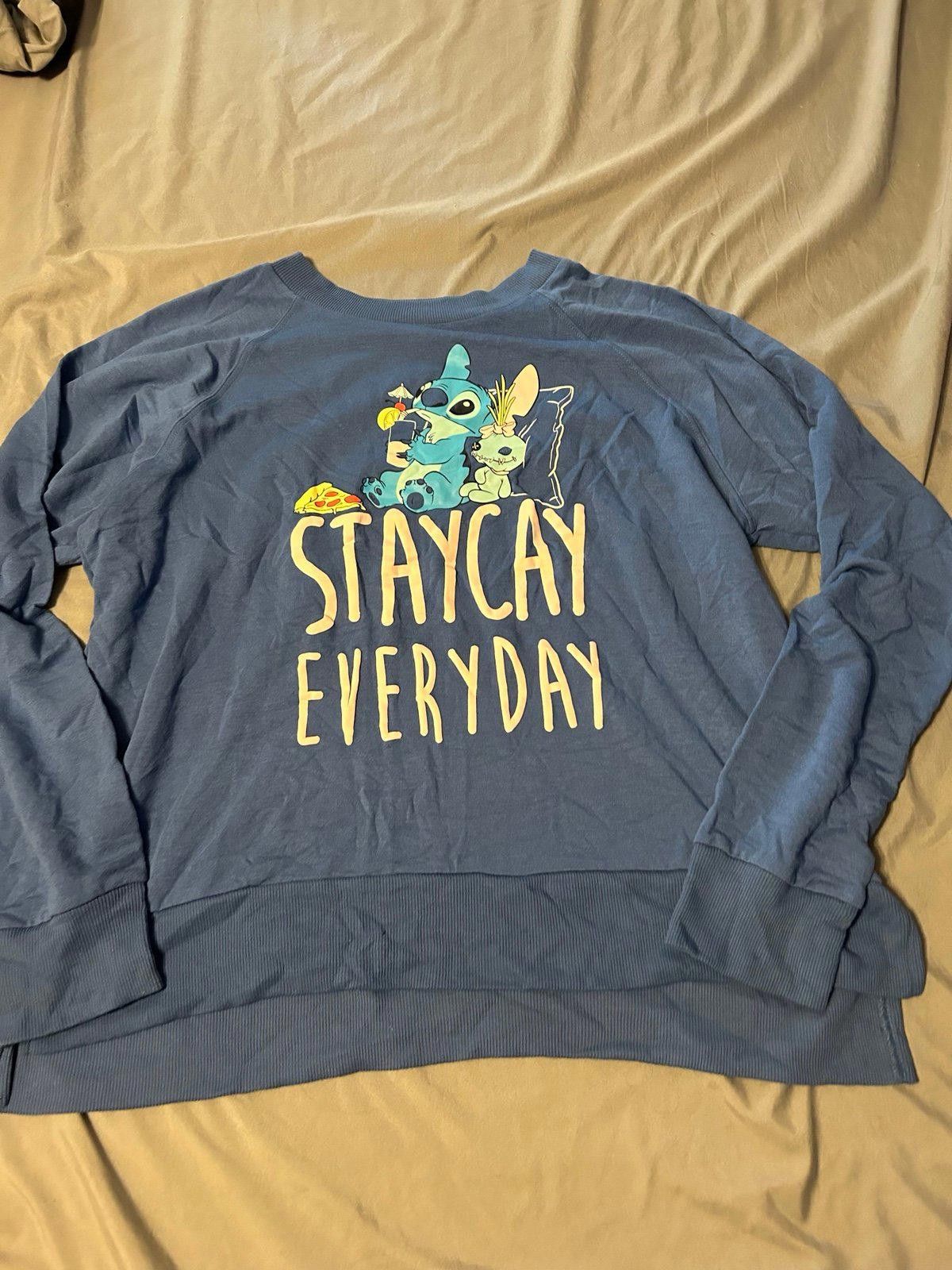Disney Stitch Disney Vacation Sweater Size XL Size XL / US 12-14 / IT 48-50 - 1 Thumbnail