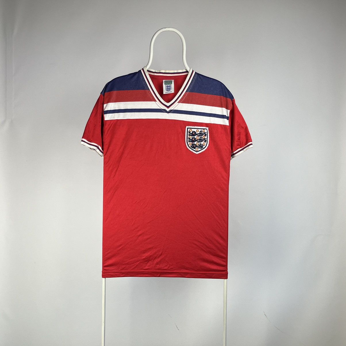 Other Score Draw England jersey size Medium Size US M / EU 48-50 / 2 - 1 Thumbnail