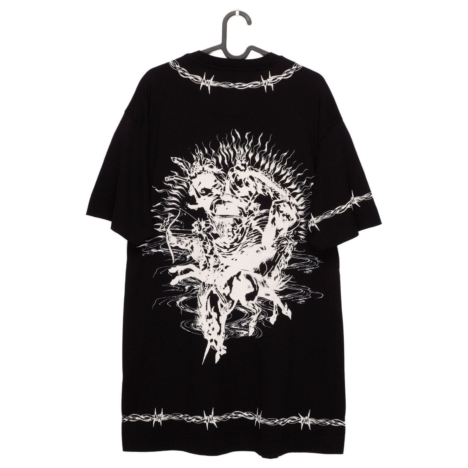 Givenchy Givenchy Barbed Iconic Gothic Logo Print Oversized Tee Shirt Size US L / EU 52-54 / 3 - 9 Thumbnail