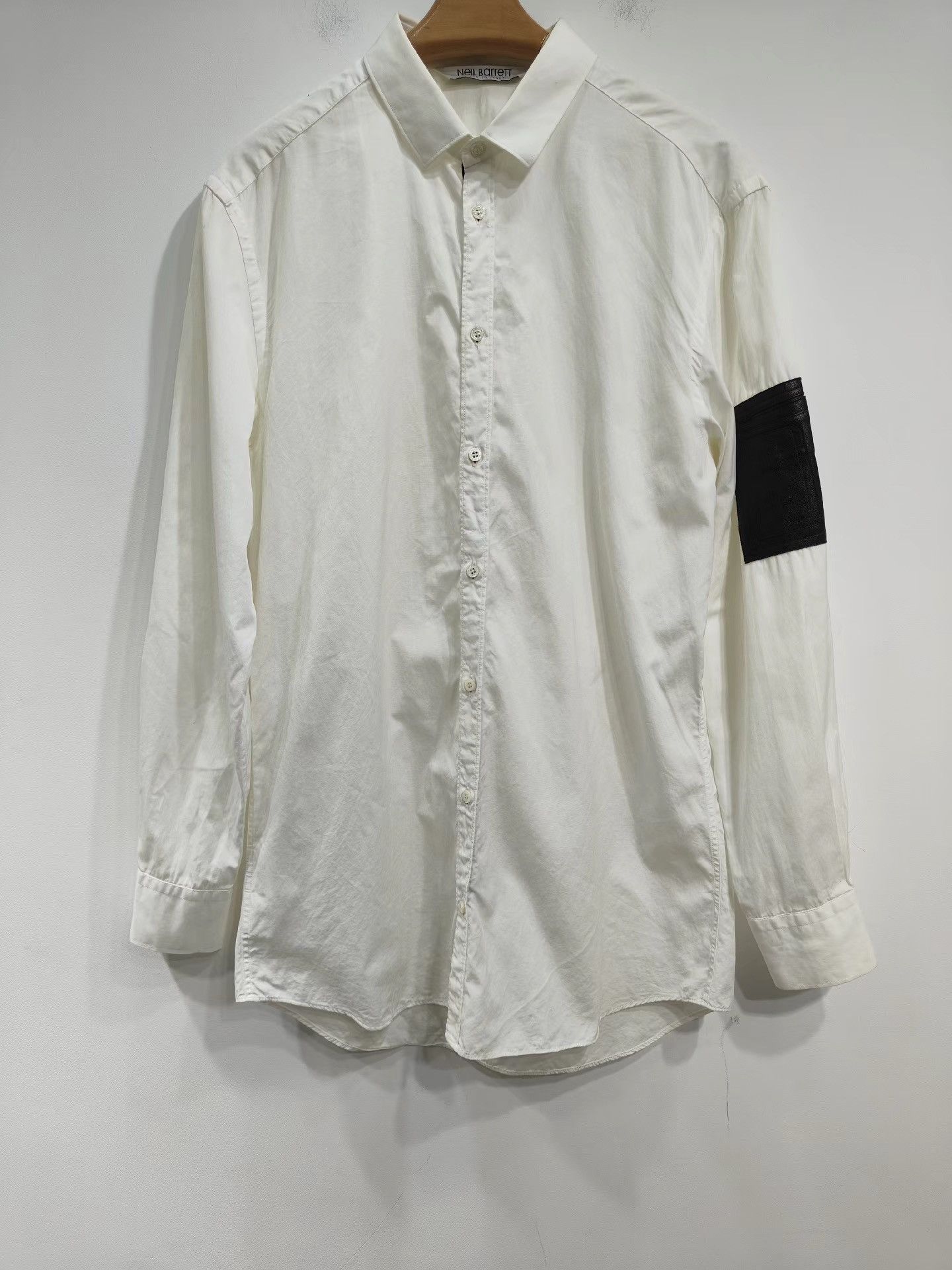 Neil Barrett Neil Barrett Men's Shirt K29 Size US XXS / EU 40 - 1 Thumbnail