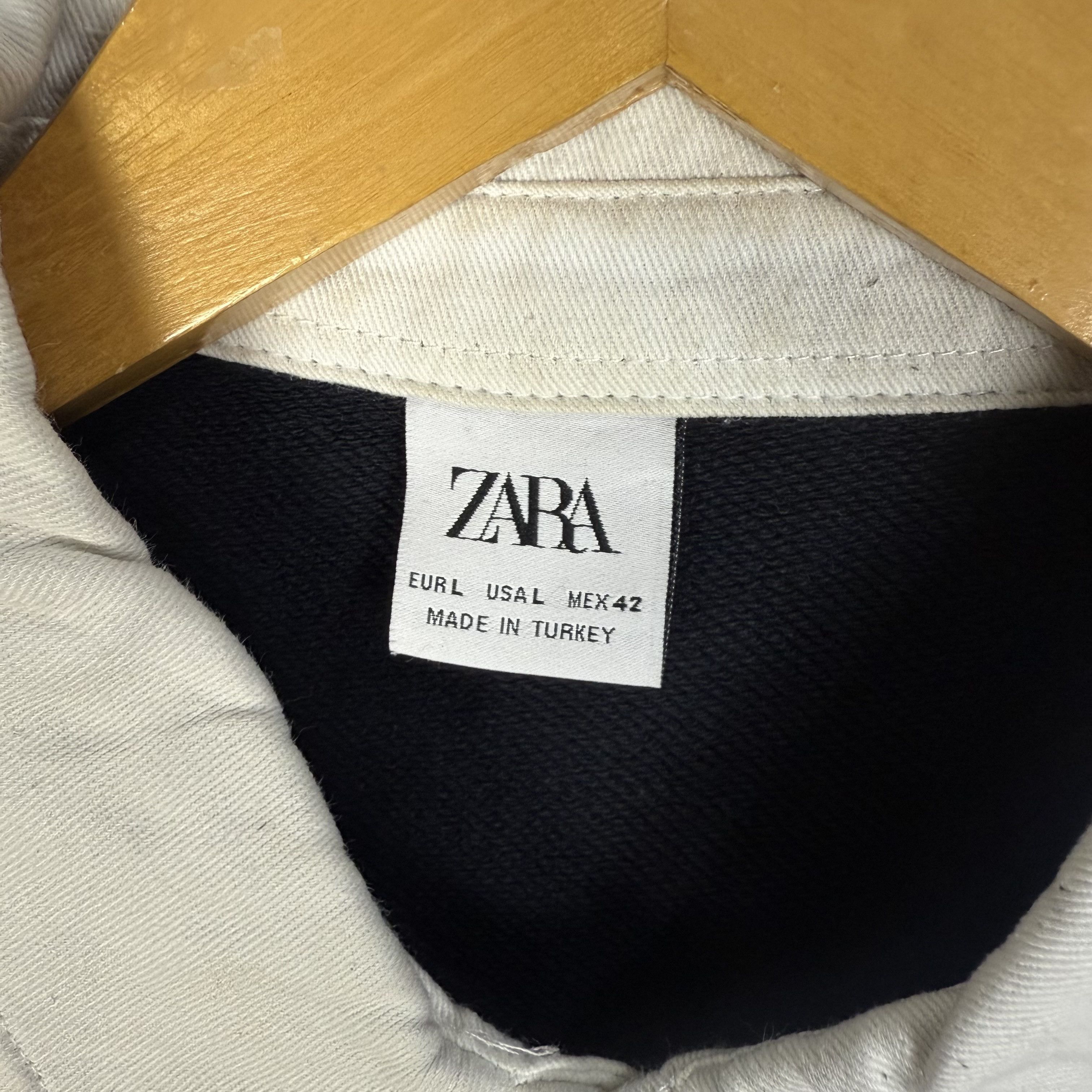 Zara Zara Collared Sweatshirt Crewneck Half Button Size US L / EU 52-54 / 3 - 4 Thumbnail